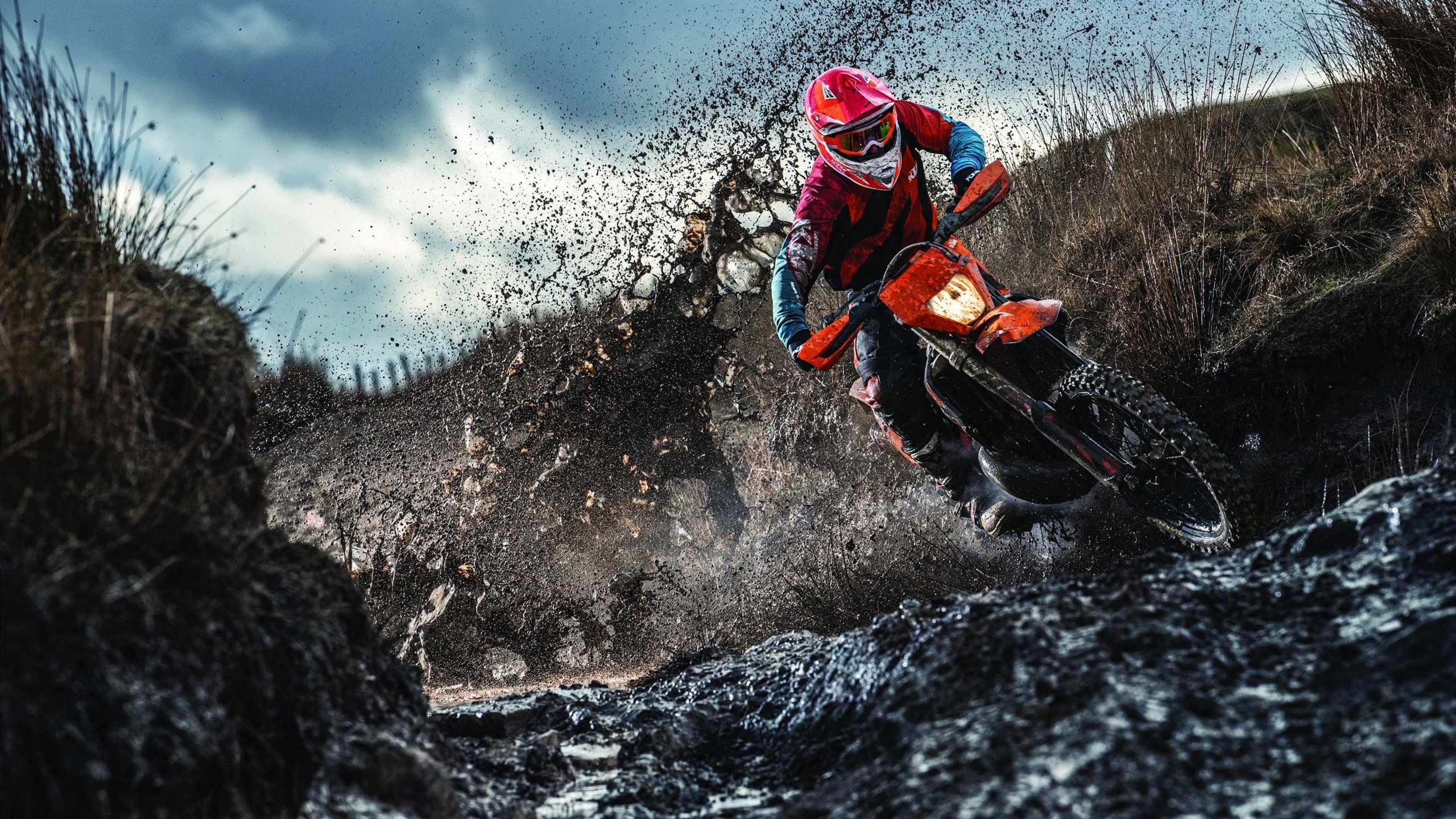 离谱!青岛海牛比赛时间最后,这对梅州客家和长春亚泰太不公平了