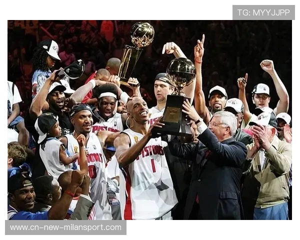 活塞关键时刻强硬得分！东部第一名副其实，活塞排名第几