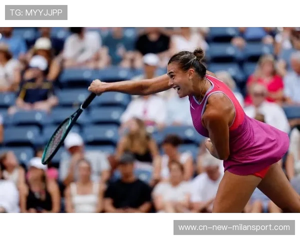 黑裙优雅,笑容自信!萨巴伦卡展现运动员的另一面,萨巴伦卡摔拍 黑裙优雅,笑容自信!萨巴伦卡展现运动员的另一面,萨巴伦卡摔拍